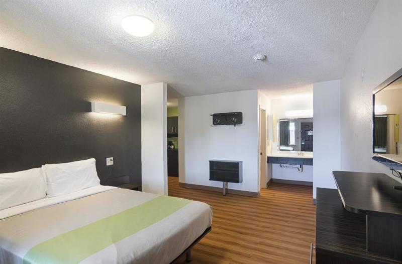 Studio Inn Extended Stay Oklahoma City Airport By Oyo Exterior foto